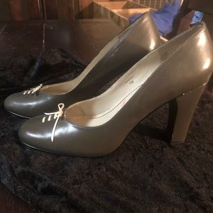 Worn Once Guess Heels